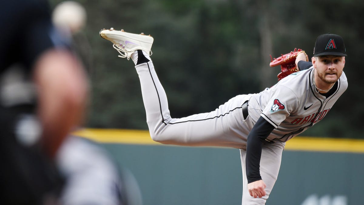 Gabriel Moreno homers in return from injured list