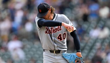 Chris Paddack rocked in 8-1 loss to Twins