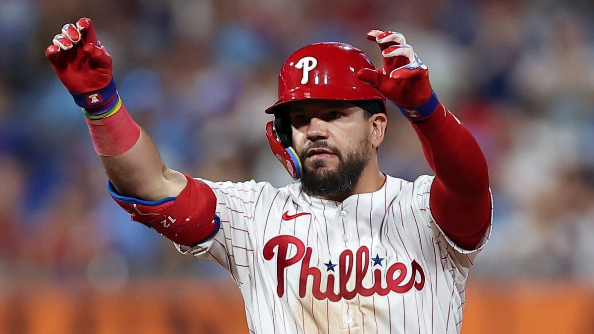 Kyle Schwarber stats don't tell full story of Phillies' beating heart