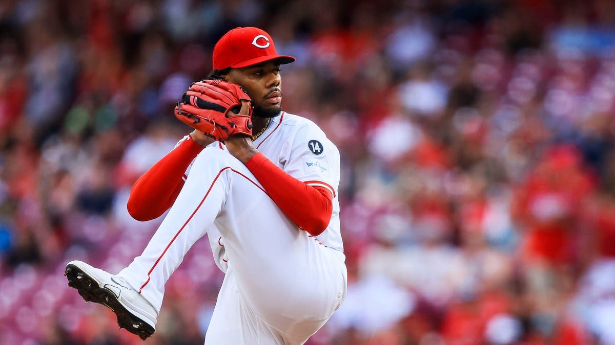 Reds at Angels odds, picks and predictions