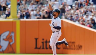 Highlights from the Detroit Tigers' 10-8 loss to the Kansas City Royals