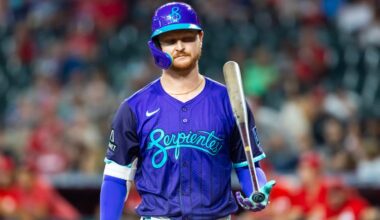 Diamondbacks fall to Reds, fail to make up ground in wild-card race