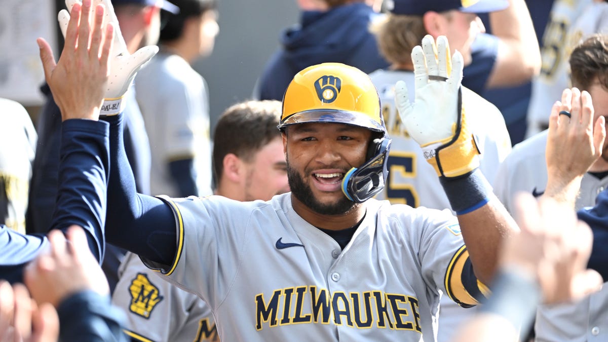 Jackson Chourio, Christian Yelich homer in 9th