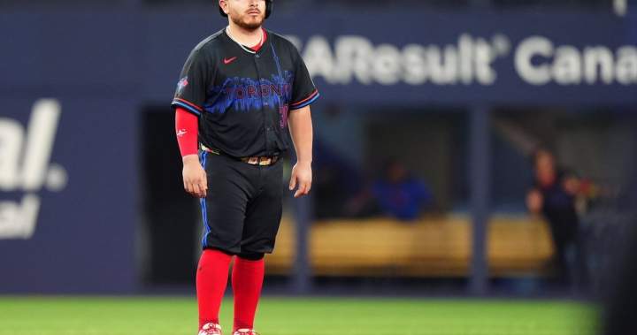 Kirk plays hero, steals first base in Jays’ win