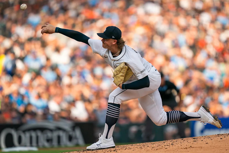 Detroit Tigers pitcher Chris Paddack (40) throws a ball in the third inning against the Kansas City Royals at Comerica Park in Detroit on Saturday, August 23, 2025.