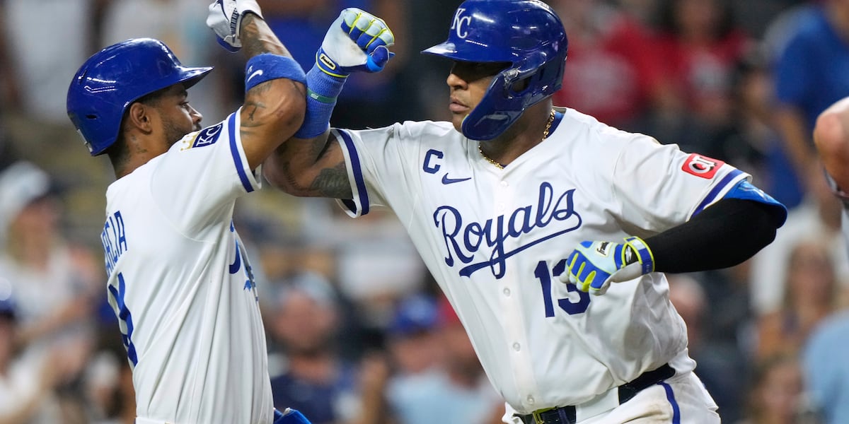Salvador Perez returns to Royals lineup after illness