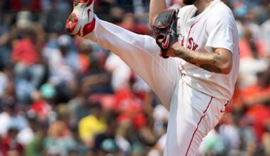 Lucas Giolito goes 8 innings, Red Sox sweep Astros