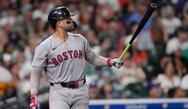 Carlos Narvaez hits 3-run homer to help Red Sox rout Astros, snap skid