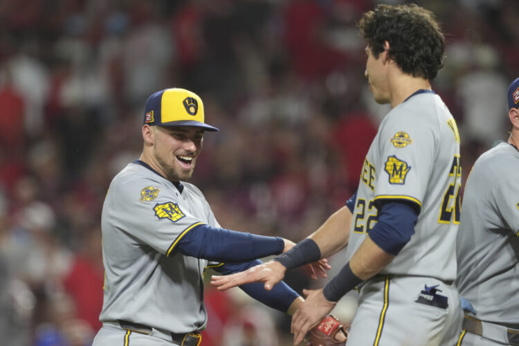 A special win: How the Brewers tied their franchise record with 13 straight victories | News, Sports, Jobs