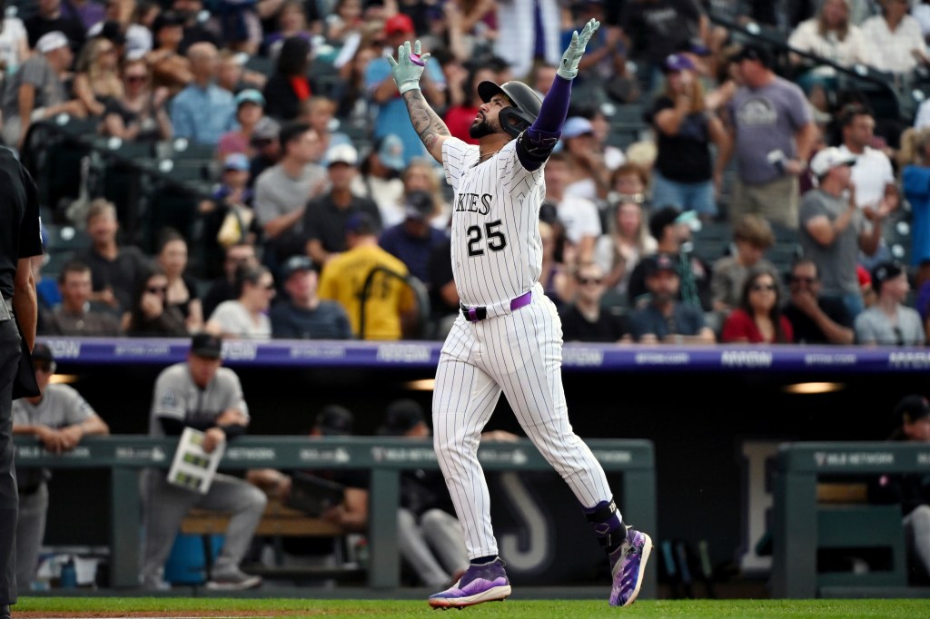 Rockies blast Diamondbacks for six runs in the eighth for win