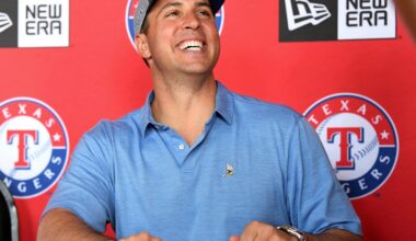 Mark Teixeira, one of the last New York Yankees to win a World Series, wants to join Congress as a Republican from Texas