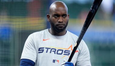 Houston Astros designated hitter Yordan Alvarez waits to hit during batting practice before a baseball game against the Toronto Blue Jays, April 21, 2025, in Houston. (AP Photo/Eric Christian Smith)