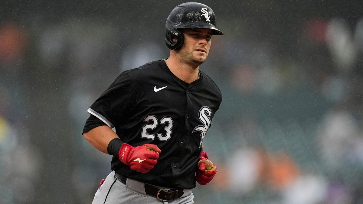 Chicago White Sox left fielder Andrew Benintendi (23) runs past third base after batting a 2-run home run against Detroit Tigers during the eighth inning at Comerica Park