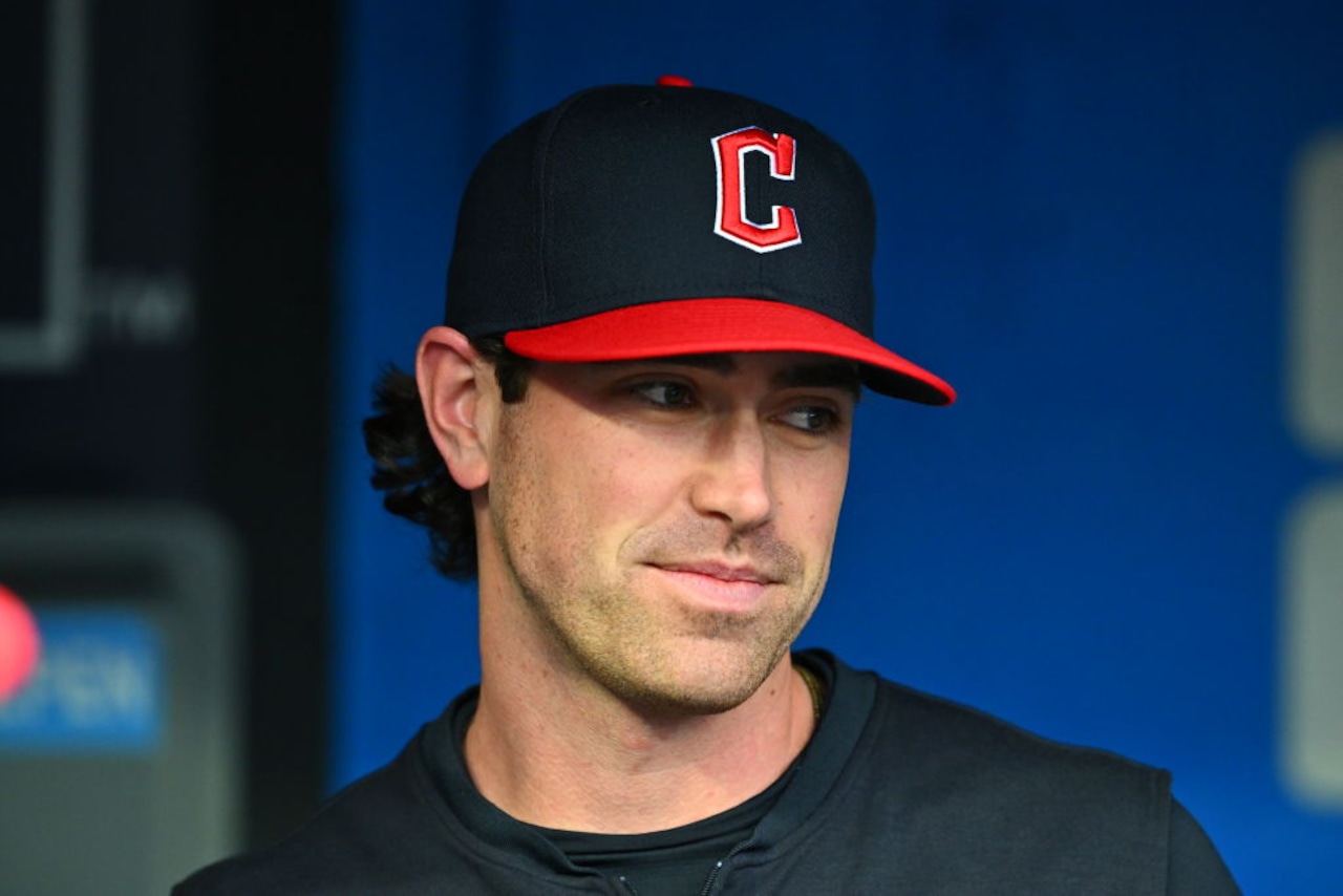 Chicago White Sox v Cleveland Guardians