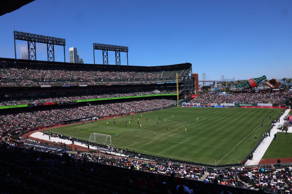 How SF Giants' grounds crew transformed Oracle Park for Bay FC's match