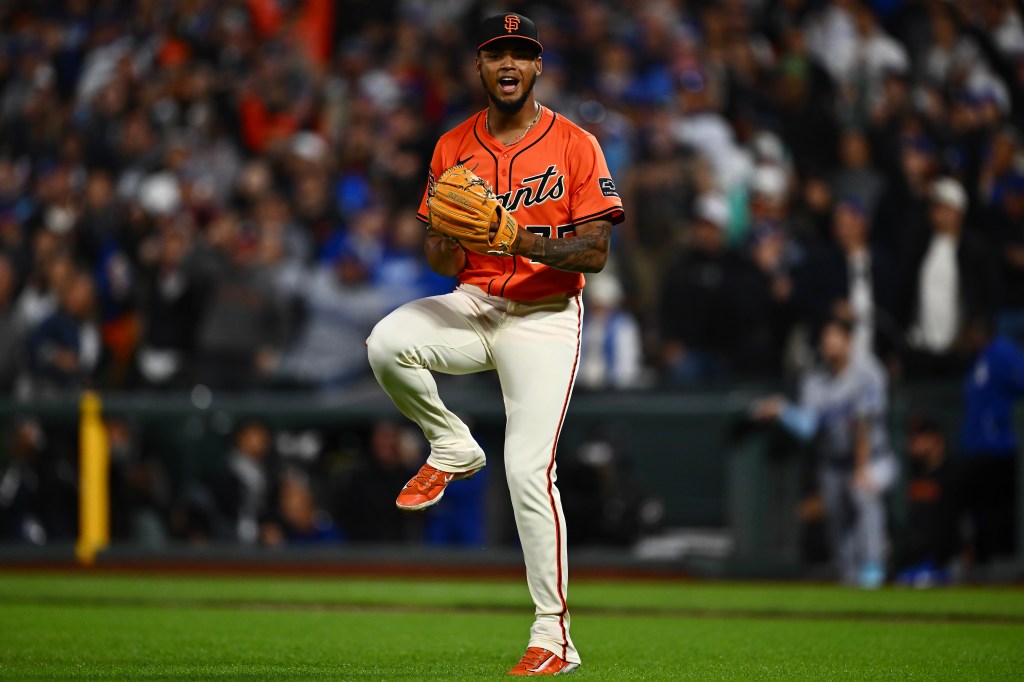 SF Giants continue selling by trading Camilo Doval to New York Yankees