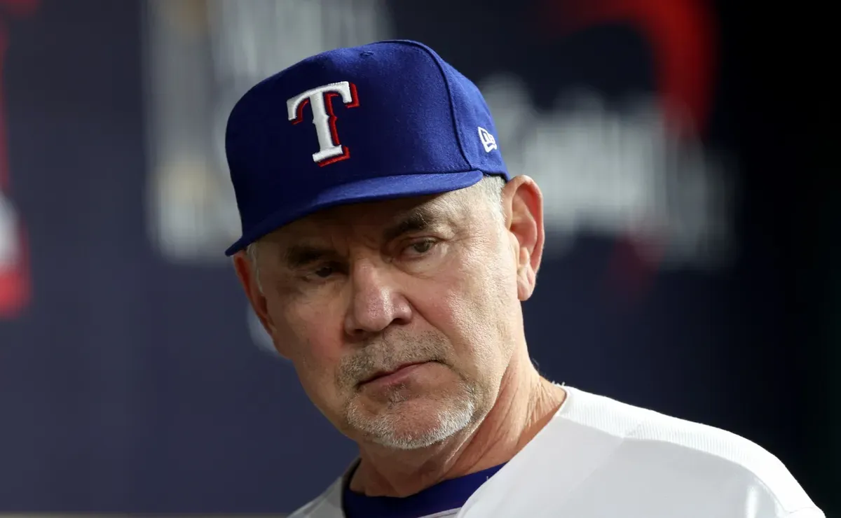 Bruce Bochy questions Adolis Garcia’s decision after tough loss to Mariners