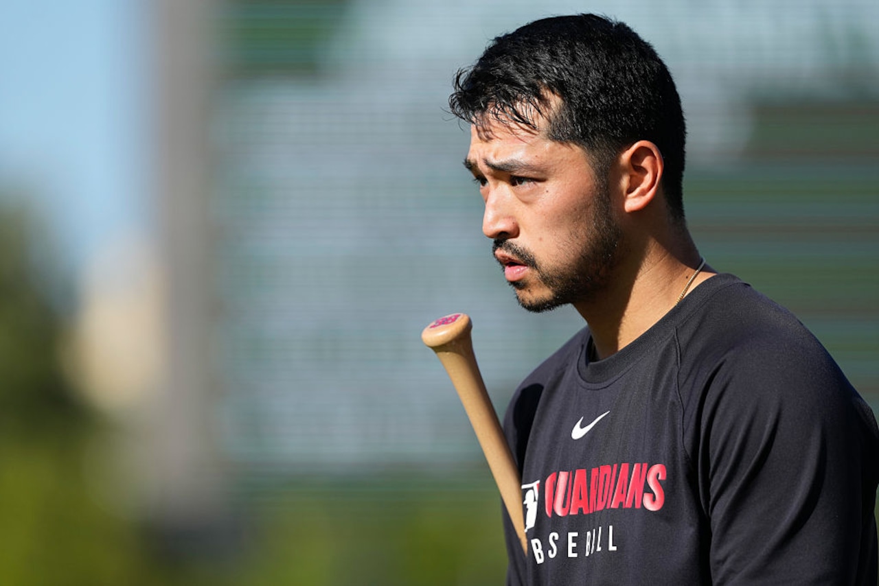 Guardians’ Steven Kwan stays put after deadline day filled with laundry and youth camp