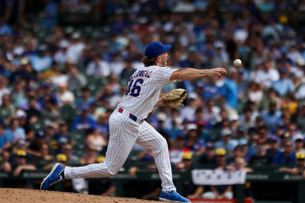Chicago Cubs pitcher Gavin Hollowell pitches during the eighth inning against the Milwaukee Brewers at Wrigley Field on Monday, Aug. 18, 2025. (Eileen T. Meslar/Chicago Tribune)