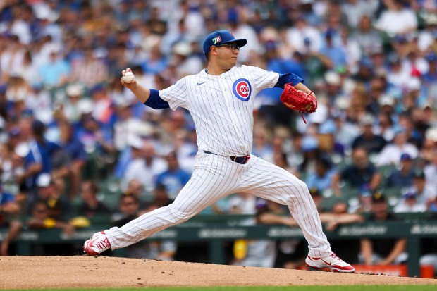 Chicago Cubs pitcher Javier Assad (72) pitches during the second inning against the Pittsburgh Pirates at Wrigley Field on Sunday, Aug. 17, 2025. (Eileen T. Meslar/Chicago Tribune)