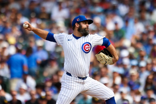 Chicago Cubs pitcher Andrew Kittredge (59) pitches during the ninth inning against the Pittsburgh Pirates at Wrigley Field on Sunday, Aug. 17, 2025. (Eileen T. Meslar/Chicago Tribune)