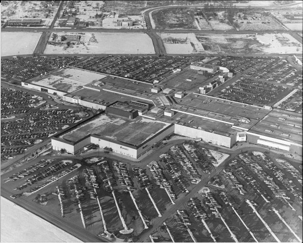 An aerial view of Matteson's Lincoln Mall, which opened to shoppers Aug. 9, 1973, southeast of the intersection of U.S. 30 and Cicero Avenue. (Matteson Historical Society)