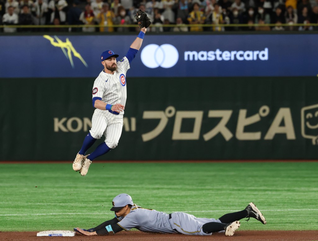 Chicago Cubs' electric atmosphere in 3-0 loss to Hanshin Tigers