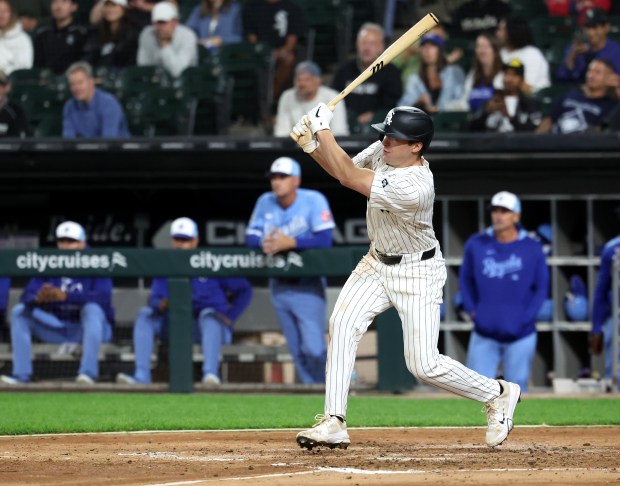 Chicago White Sox catcher Kyle Teel drives in a run on a single in the sixth inning of a game against the Kansas City Royals at Rate Field in Chicago on Aug. 26, 2025. (Chris Sweda/Chicago Tribune)