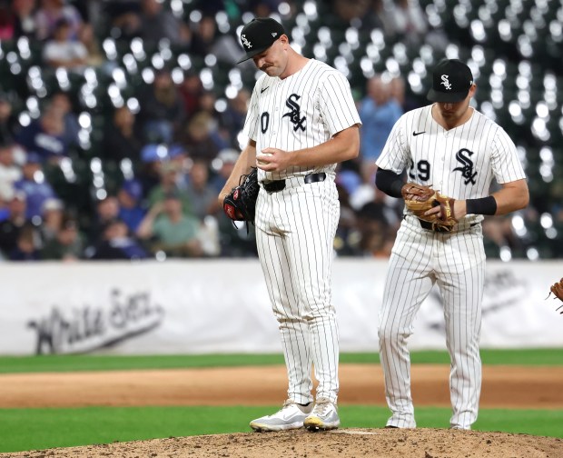 Chicago White Sox relief pitcher Tyler Alexander (70) waits to be pulled from the game in the ninth inning against the Kansas City Royals at Rate Field in Chicago on Aug. 26, 2025. (Chris Sweda/Chicago Tribune)