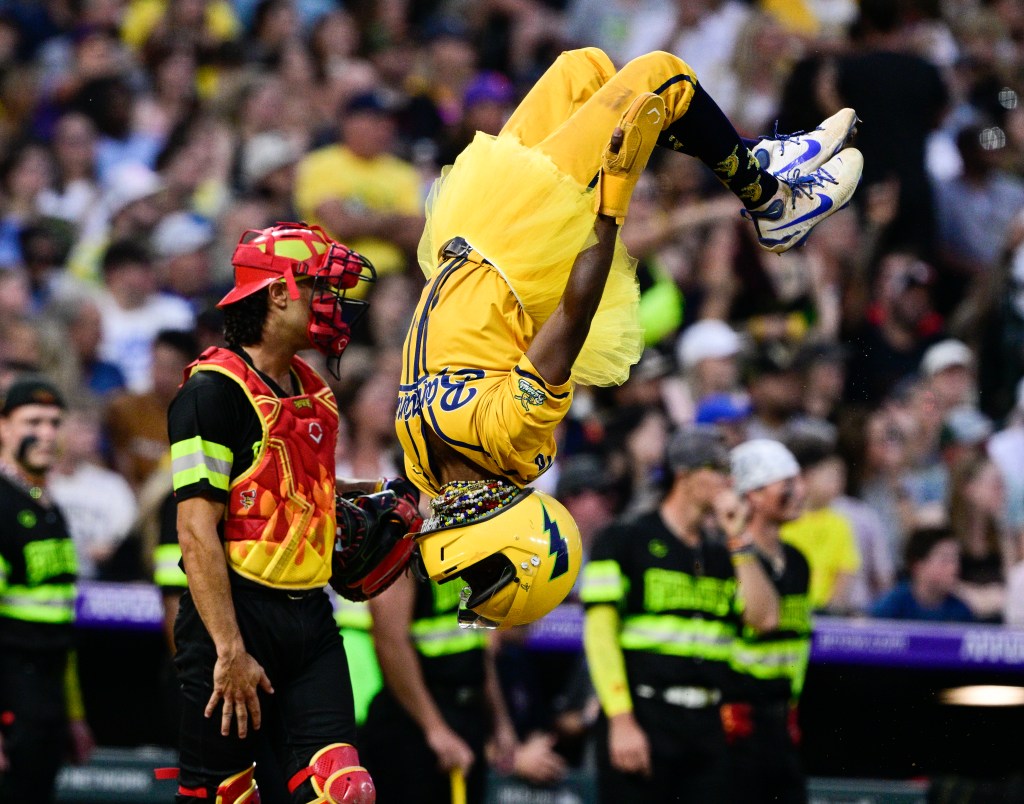 Savannah Bananas come to Rate Field, 1st visit to Chicago