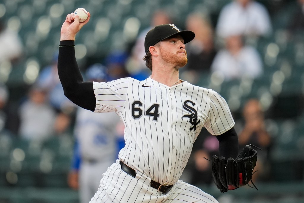 Chicago White Sox blank the Kansas City Royals 7-0