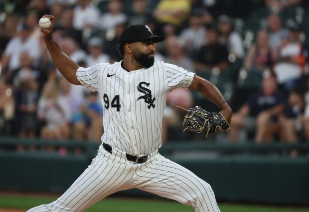 White Sox starter Yoendrys Gómez delivers against the Tigers on Aug. 12, 2025, at Rate Field. (Talia Sprague/AP)