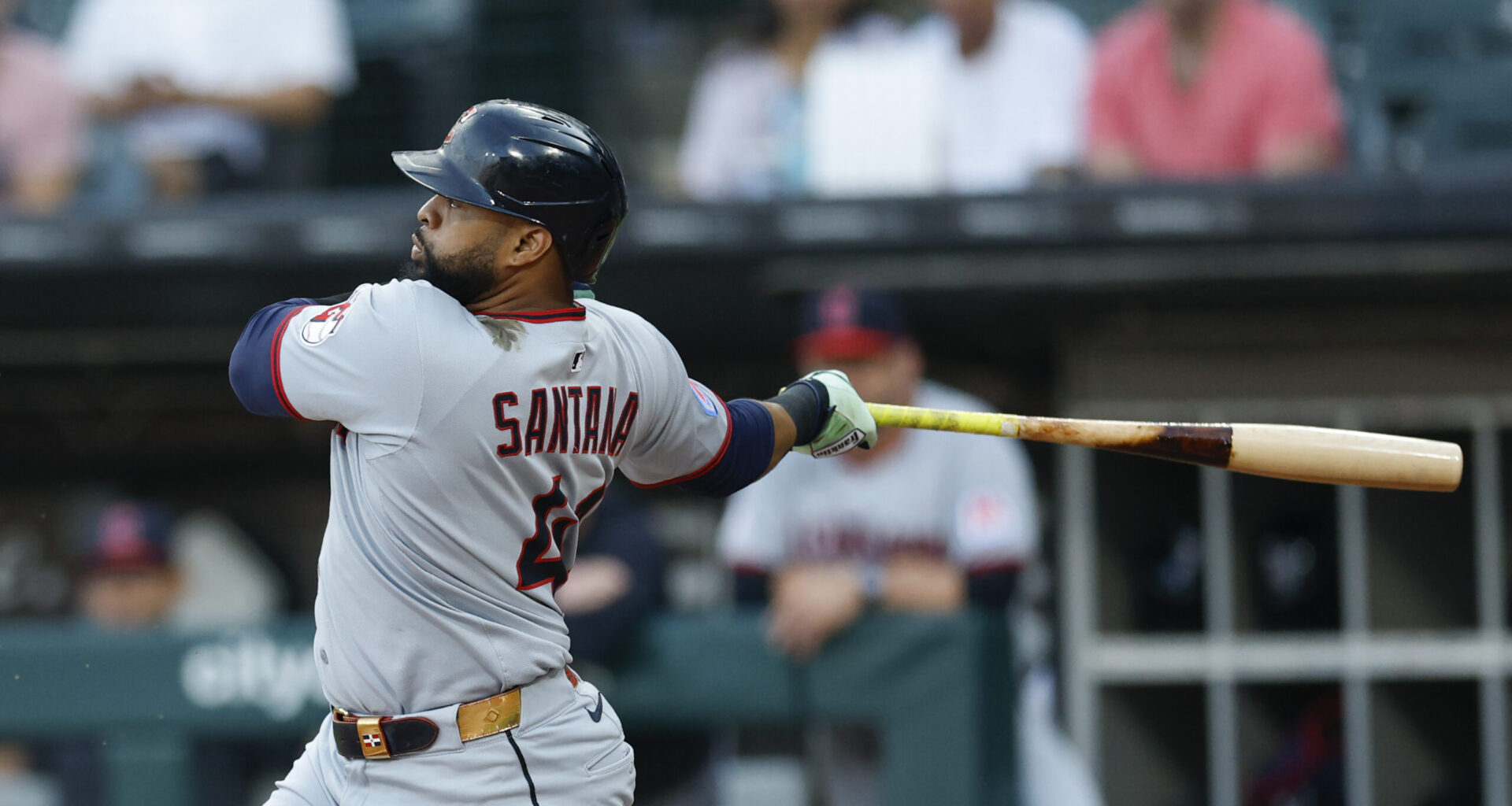 BREAKING: Chicago Cubs to Sign Free Agent 1B Carlos Santana