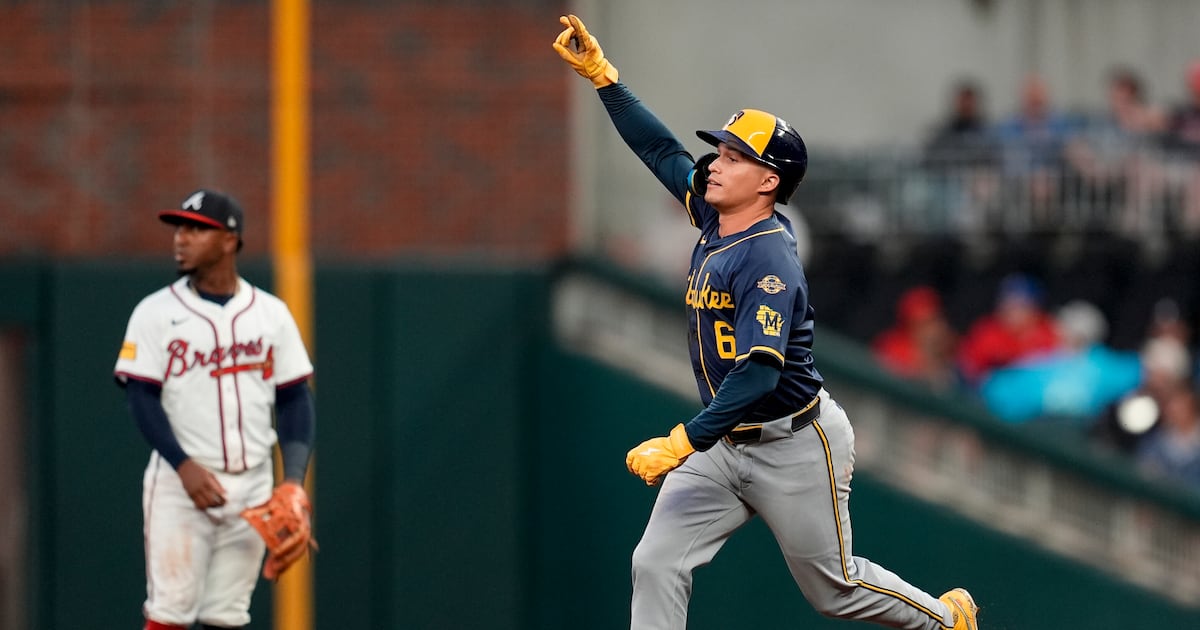 Braves lose to Major League-best Brewers 3-1