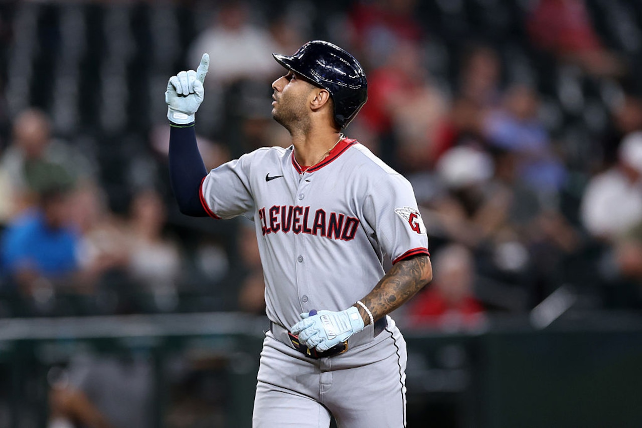 Brayan Rocchio playing with his hair on fire: Guardians breakfast today