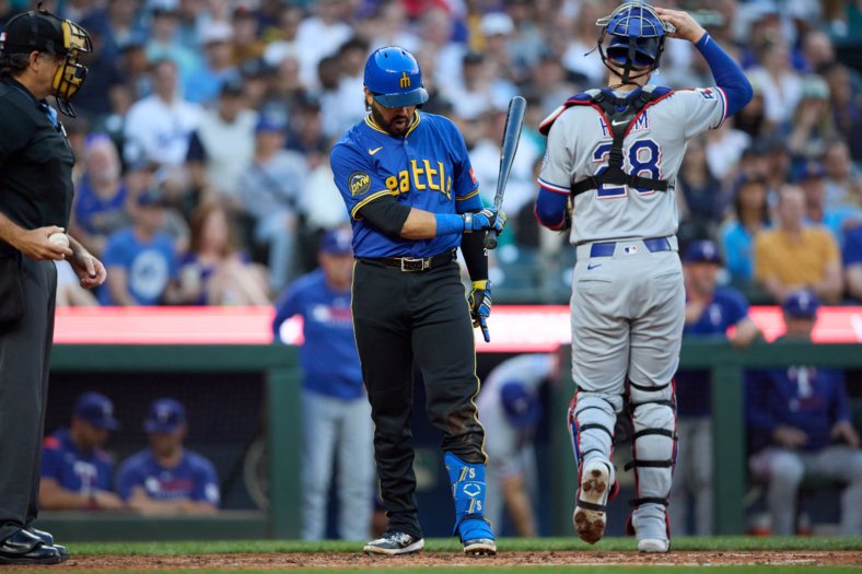 Seattle Mariners third baseman Eugenio Suarez