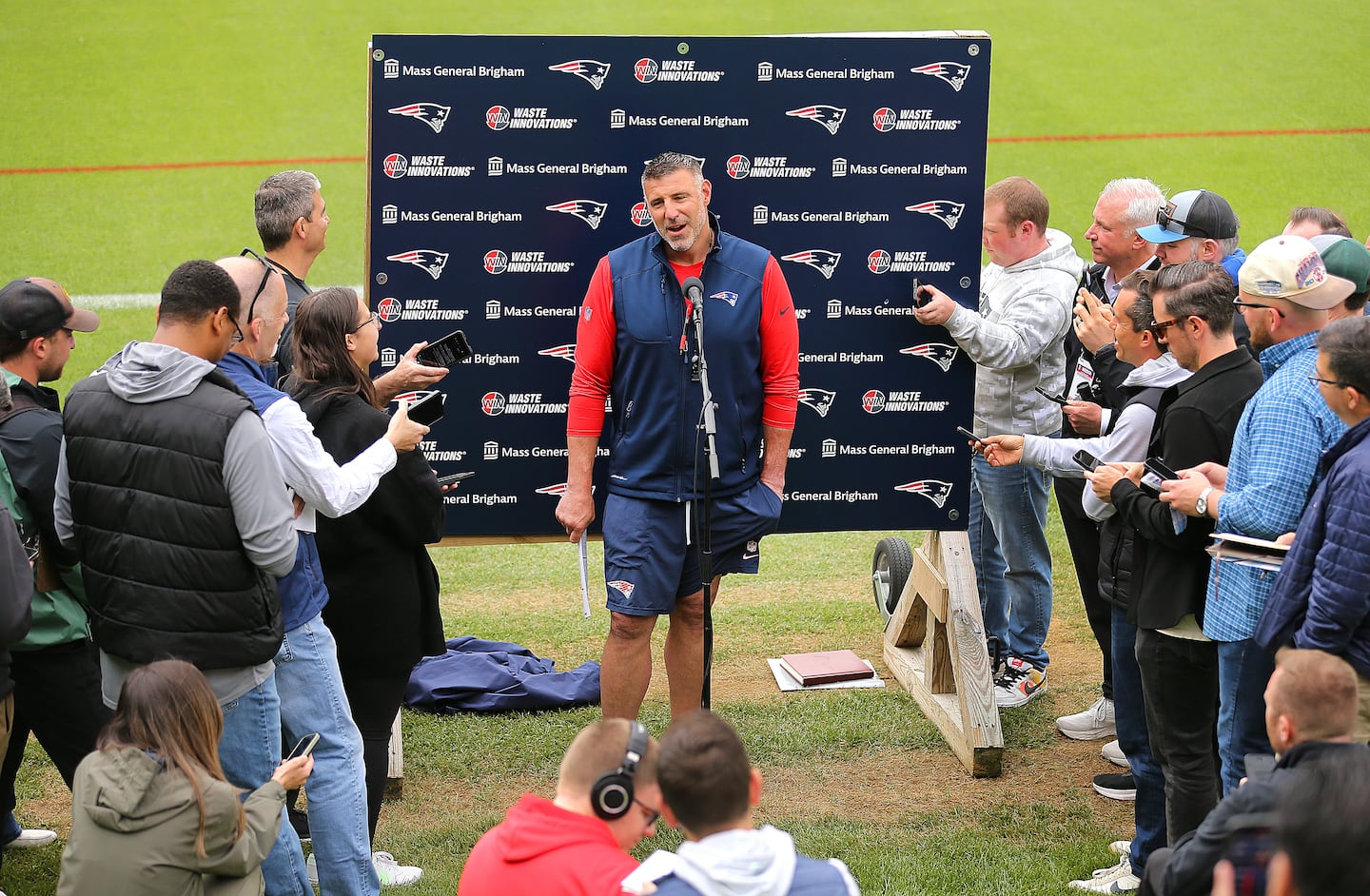 Could fans soon be included, and even ask questions, in media sessions with Patriots coach Mike Vrabel?