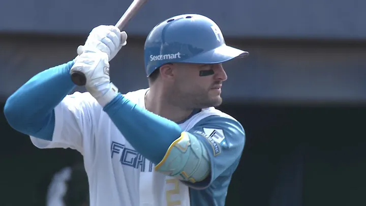 Hokkaido Nippon-Ham Fighters player Martinez © Pacific League TV