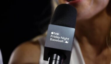 MLB negotiating with Apple, Netflix, ESPN, NBC for possible broadcast packages: Sources