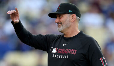 Torey Lovullo #17 of the Arizona Diamondbacks...