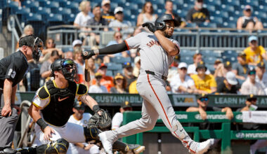 Smith leads San Francisco Giants to series win in Pittsburgh