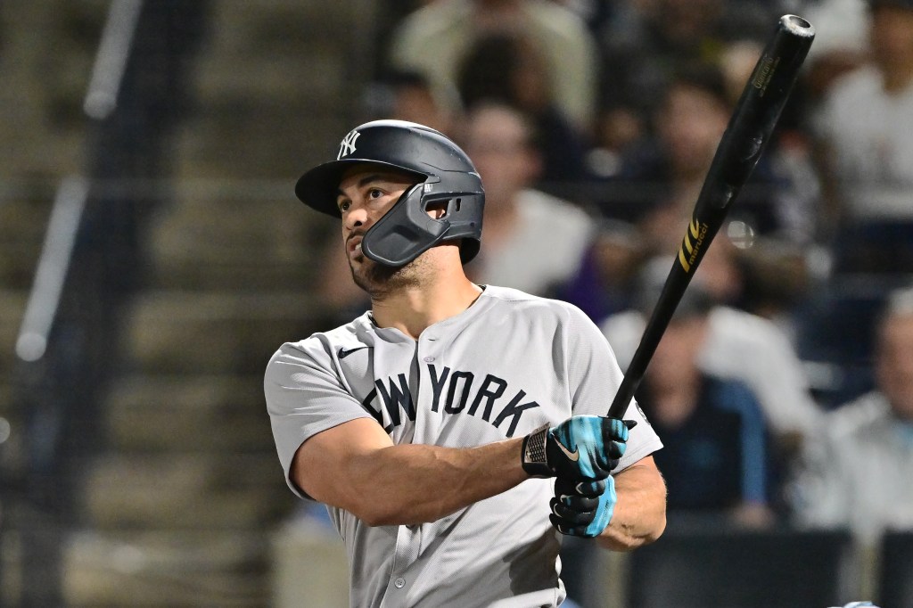 Giancarlo Stanton belts the game-winning two-run homer in the 10th inning of the Yankees' 6-4 win over the Rays on Aug. 20, 2025.