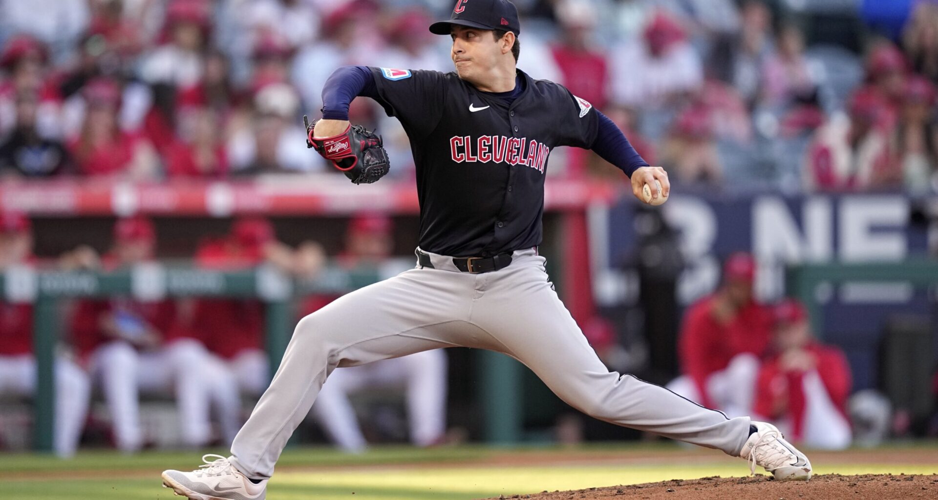 Guardians bring 3-game losing streak into matchup with the Rangers