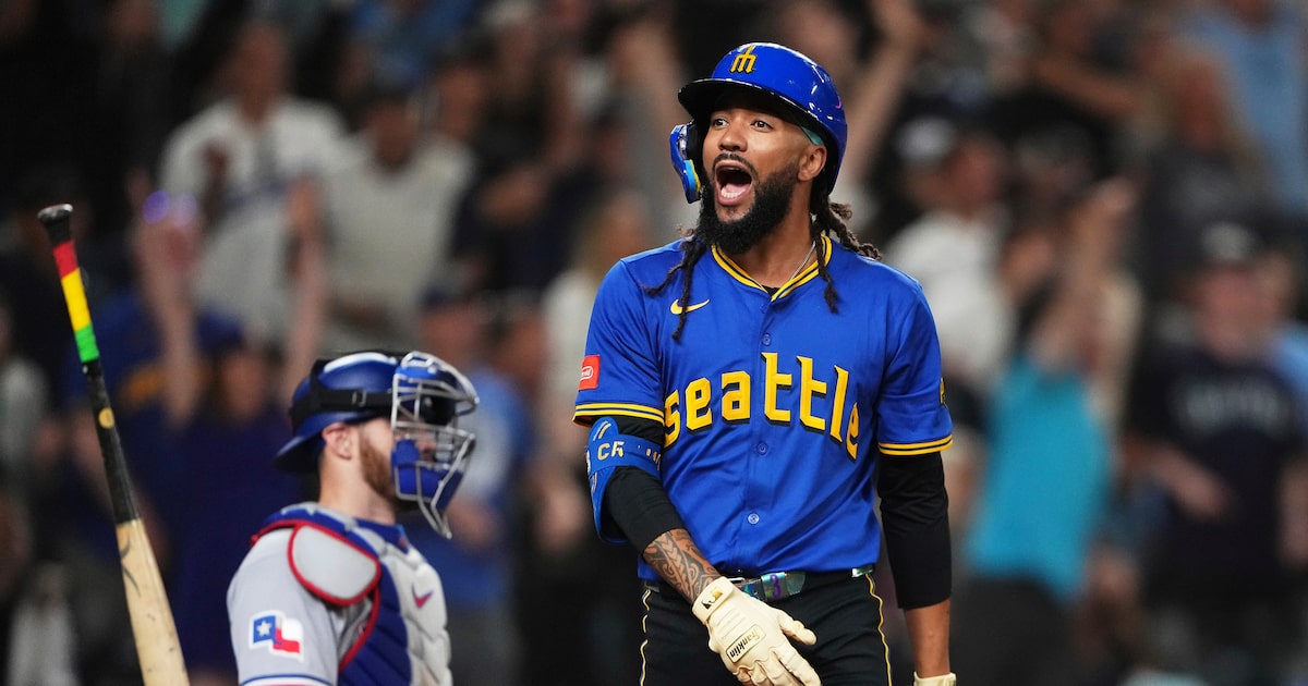 Rangers’ offense continues to be more a concept than reality in walk-off loss to Mariners