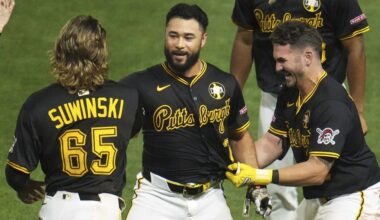 Pittsburgh shortstop Isiah Kiner-Falefa, center, celebrated with Jack Suwinski (65) and Spencer Horwitz, right, after driving in a walk-off run with a fielder's choice against the San Francisco Giants on Monday.