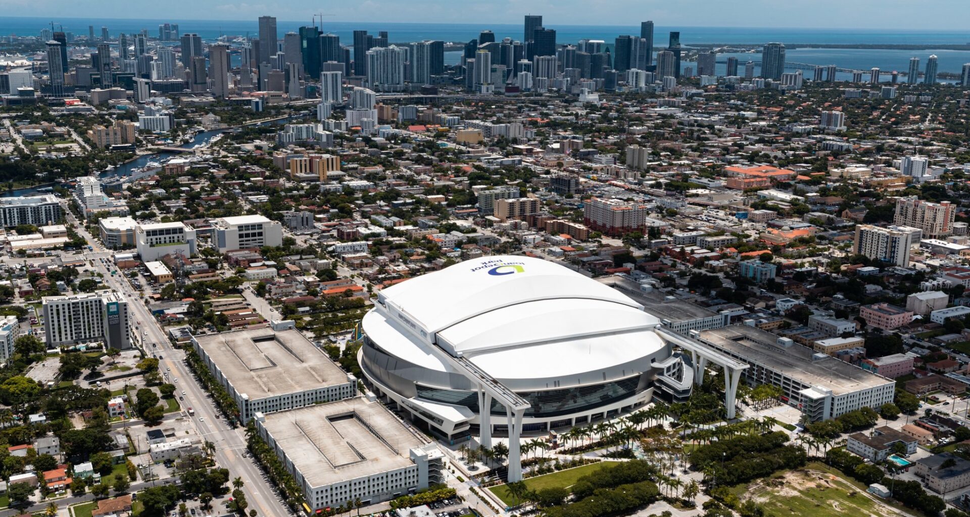 City of Miami investing in land adjacent to loanDepot park - Marlins