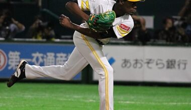 Cuban Pitcher Liván Moinelo Reaching New Heights in Japan in 2025