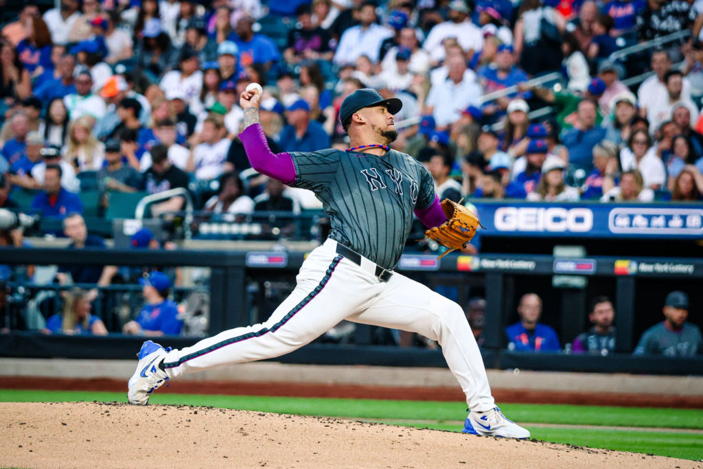 Mets Blown Out By Giants, Drop Series In New York