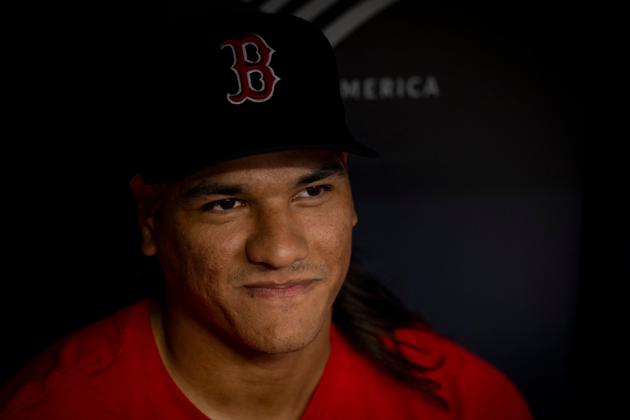 Red Sox power-hitting prospect making MLB debut Friday, hitting fifth and playing RF