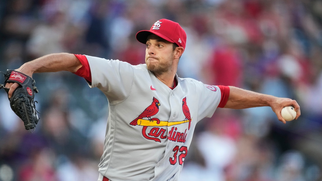 Red Sox make 2 roster moves, option lefty to make room for trade addition Steven Matz